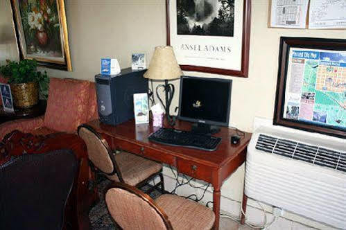 Quality Hotel Merced
